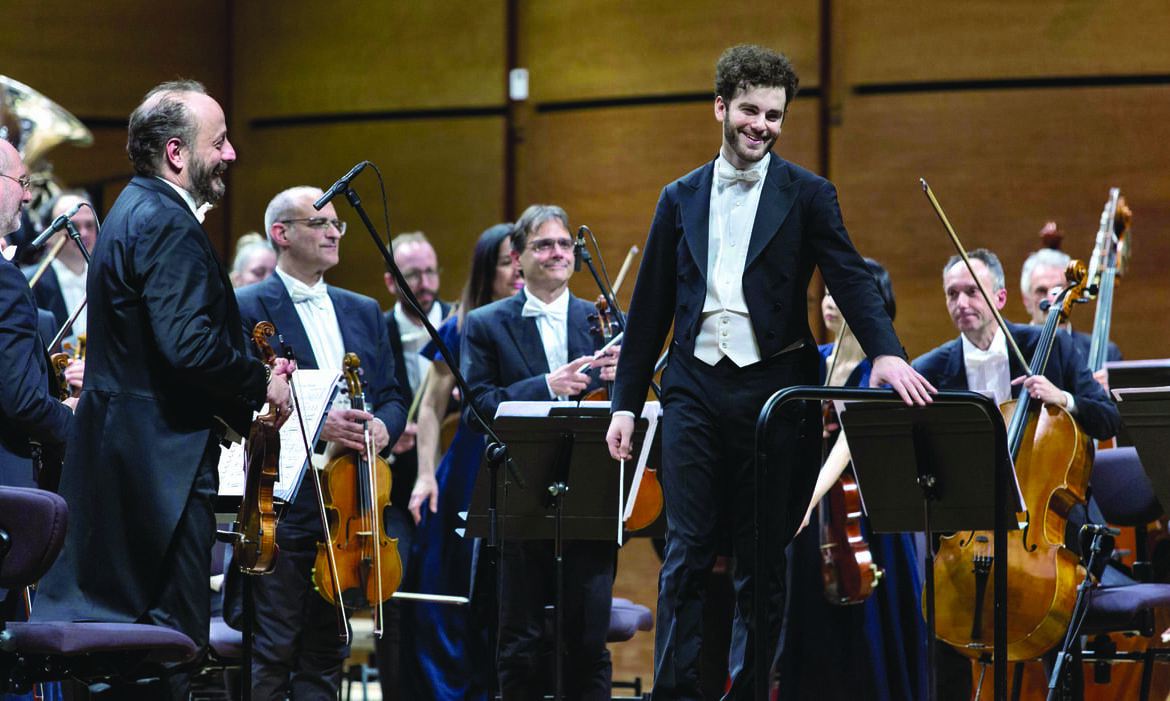 Tjeknavorian dirige l'Orchestra Sinfonica di Milano in Amore in musica. Foto Angelica Concari